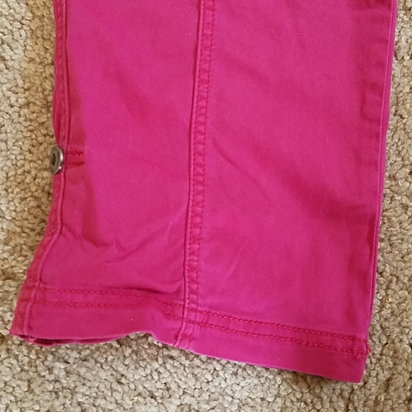 Maurices Raspberry Pink Cargo Capris - Picture 7 of 10
